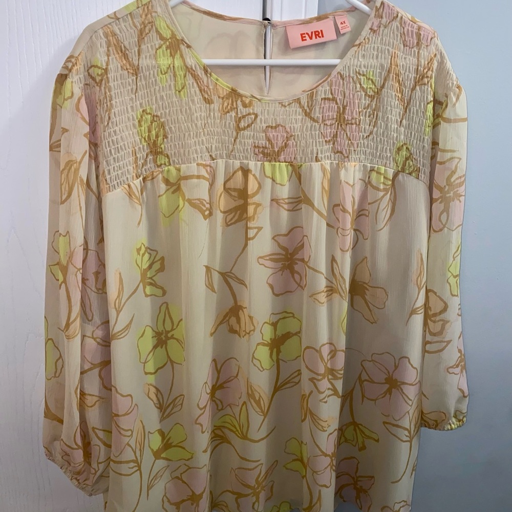 EVRI plus size floral blouse
